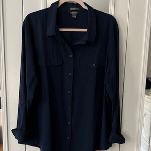 Eddie Bauer Classic Fit Women's Shirt - Dark Blue